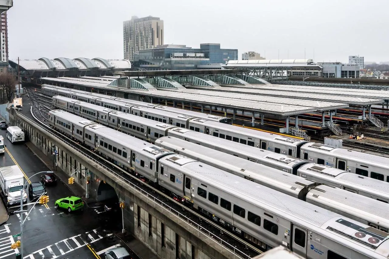 Letap Hotel Near Airtrain Jfk Airport New York